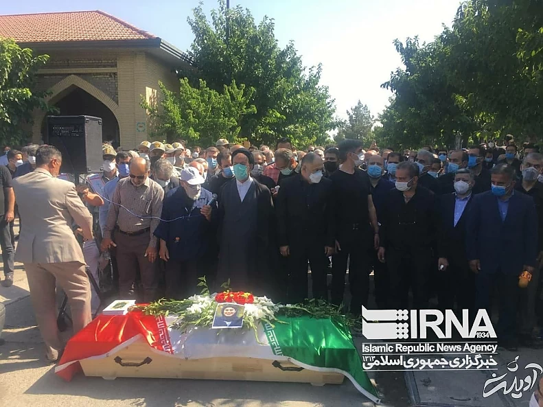 مراسم تشییع پیکر خبرنگارهای ایسنا و ایرنا آغاز شد